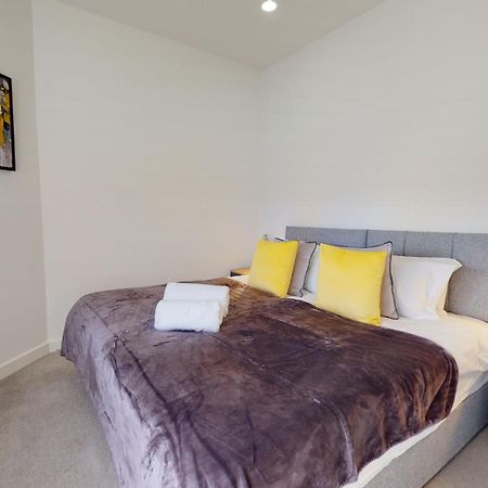 Luxury Apartment - Town Centre North 스티버니지 외부 사진